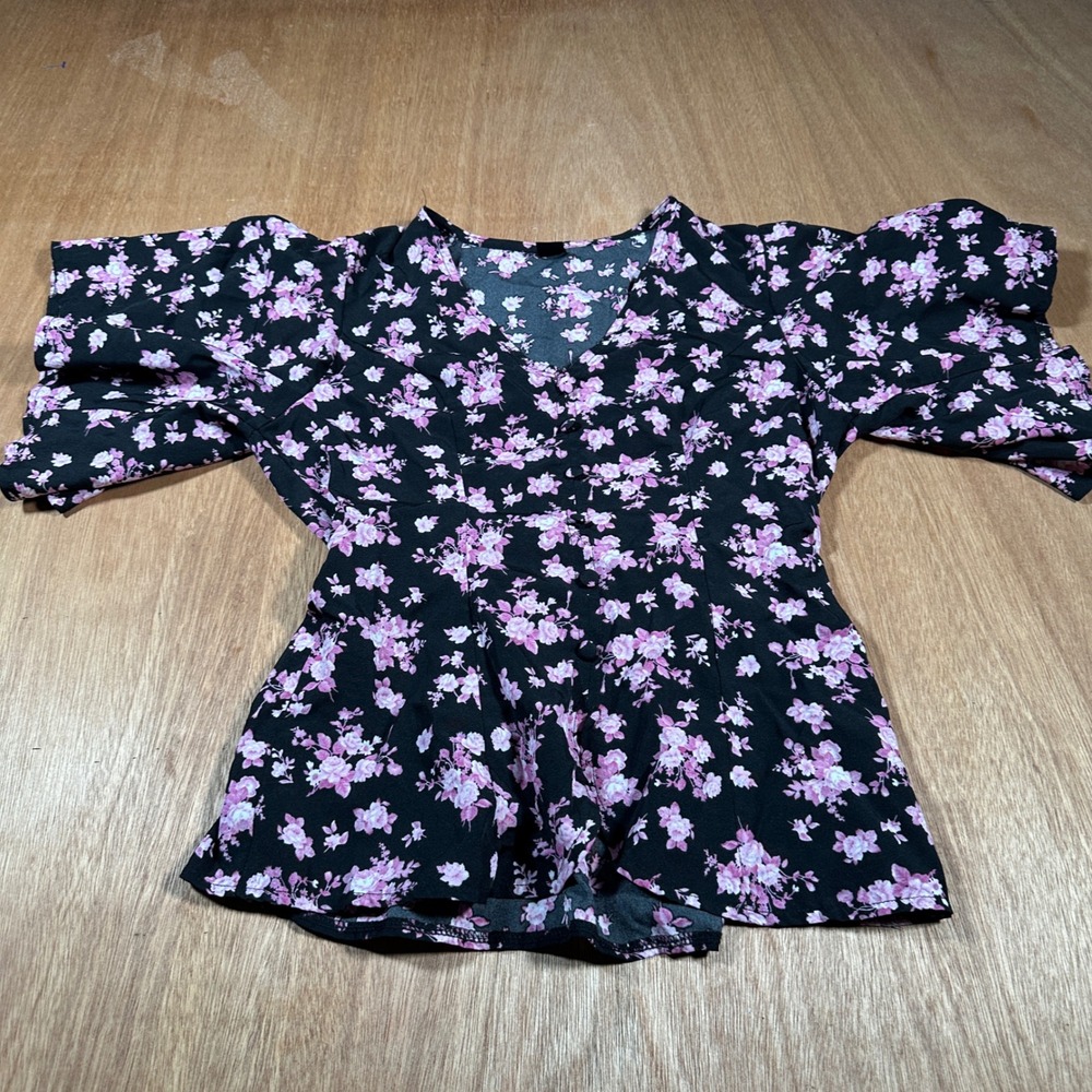 SHEIN Floral Peplum Top Women Small Black Pink V-Neck Flutter Sleeve Button Top